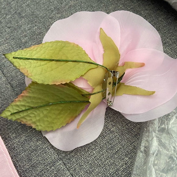 Pink Princess NWT- Blossom Poly Silk Bodice, Tulle Dress w/ Flower & Sash - Picture 6 of 9